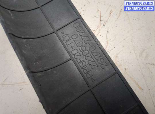 купить Кронштейн радиатора на Hyundai Santa Fe 2000-2006