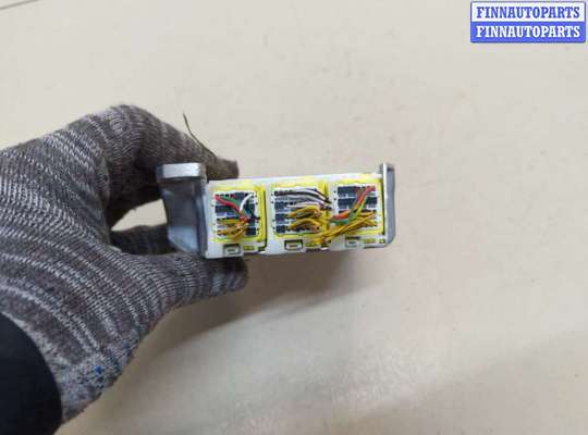 купить Блок управления подушками безопасности на Toyota C-HR 2016-2023