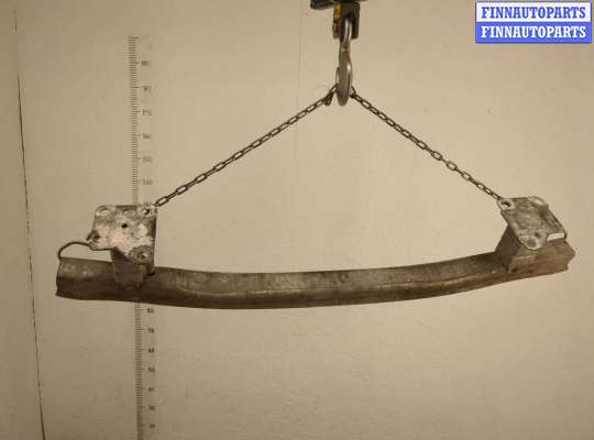 Усилитель бампера на Renault Megane II