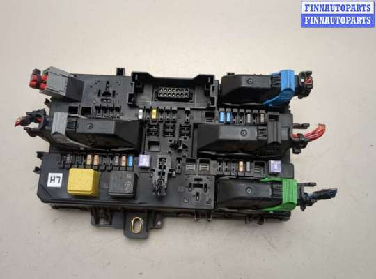 Блок предохранителей OP2414228 на Opel Zafira B 2005-2014