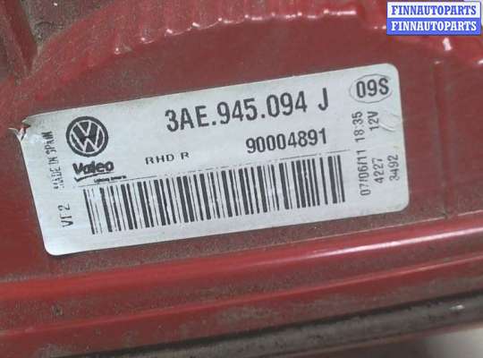 Фонарь крышки багажника VG1758792 на Volkswagen Passat 7 2010-2015 Европа