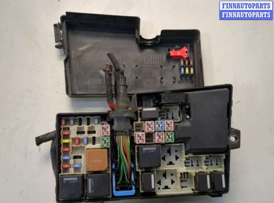 купить Блок предохранителей на Volvo V50 2004-2012