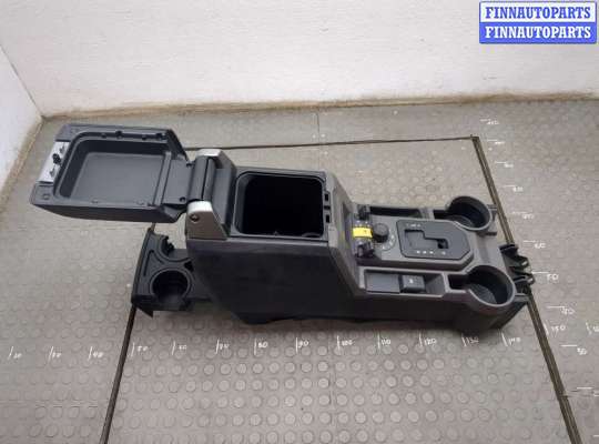 купить Консоль салона (кулисная часть) на Land Rover Discovery 3 2004-2009