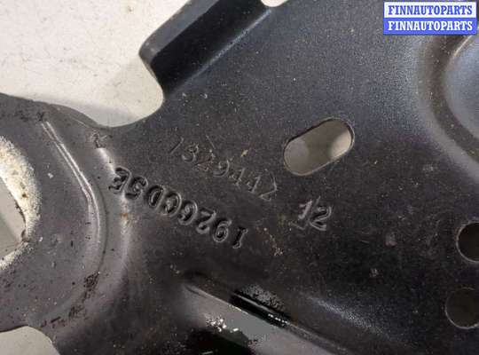 Петля капота на BMW X1 (F48)