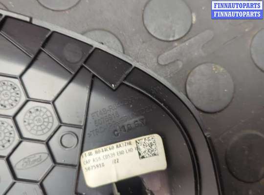 купить Пластик панели торпеды на Ford Edge 2015-2018