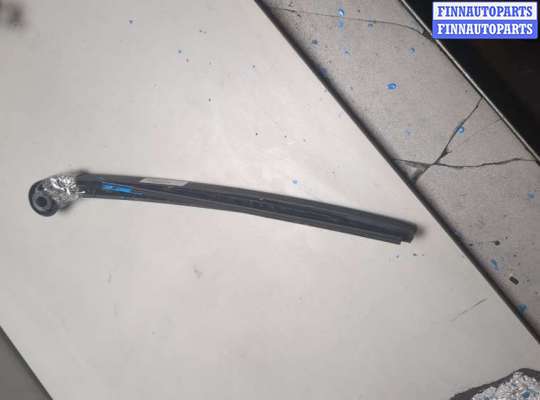 Поводок дворника на Audi A6 (C6)