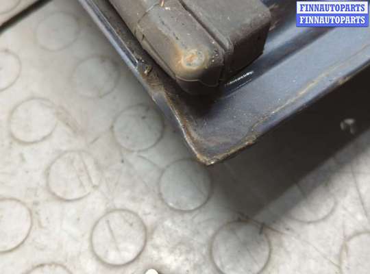 купить Стекло боковой двери на Citroen C4 2010-2020