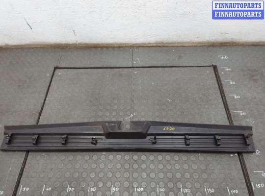 купить Пластик (обшивка) внутреннего пространства багажника на Lincoln Navigator 2002-2006