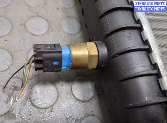 купить Радиатор охлаждения двигателя на Ford C-Max 2002-2010