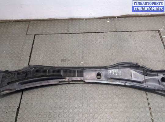 Жабо под дворники (дождевик) TT875667 на Toyota Camry V40 2006-2011
