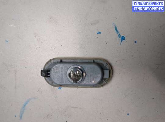 купить Повторитель поворотов на Volkswagen Passat 5 2000-2005