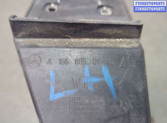 купить Кронштейн бампера на Mercedes ML W166 2011-2015