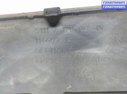 купить Заглушка (решётка) бампера на BMW 5 E60 2003-2010