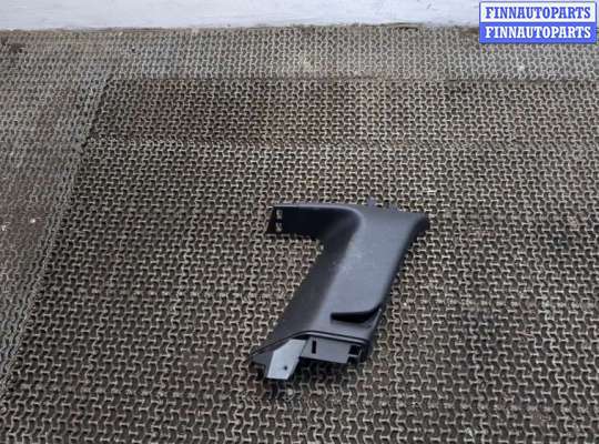 купить Обшивка стойки на Jeep Grand Cherokee 2010-2013