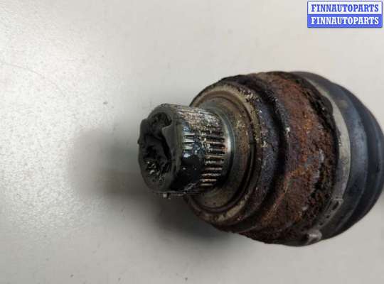 Приводной вал (Полуось в сборе) на Audi A8 (D4, 4H)