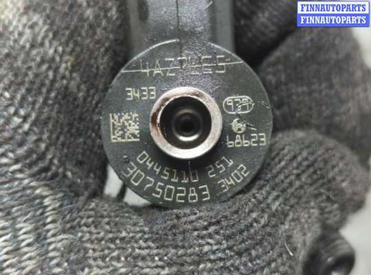 купить Форсунка топливная на Volvo V70 2000-2007