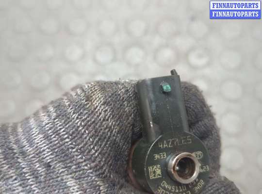 купить Форсунка топливная на Volvo V70 2000-2007