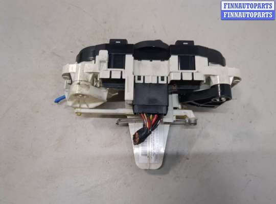 купить Переключатель отопителя (печки) на Nissan Note E11 2005-2013