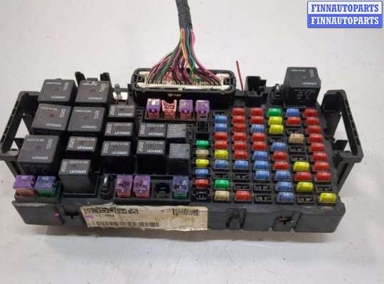 купить Блок предохранителей на Hummer H3