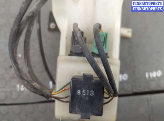 Бачок омывателя на Subaru Tribeca