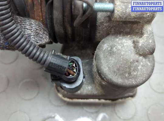Заслонка дроссельная на Volkswagen Touran I (1T)