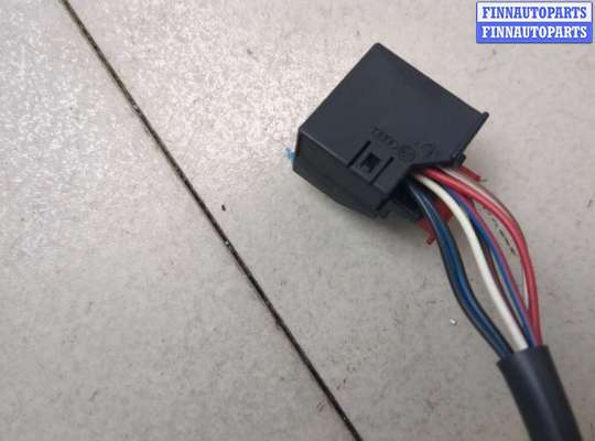 купить Зеркало боковое на Volkswagen Golf 5 2003-2009