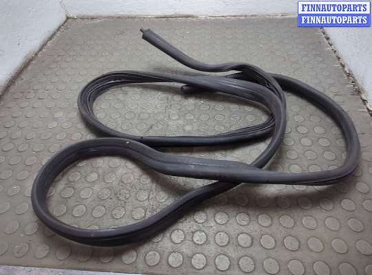 купить Уплотнитель на Citroen Xsara 2000-2005