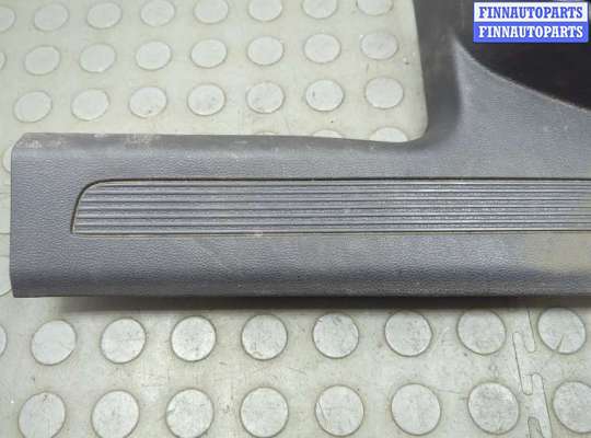 купить Накладка на порог на Volkswagen Tiguan 2016-2020