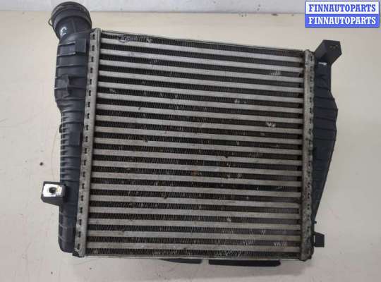 купить Радиатор интеркулера на Volkswagen Touareg 2010-2014