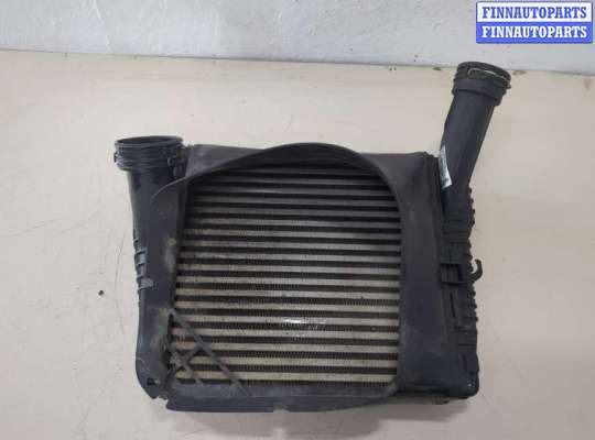 купить Радиатор интеркулера на Volkswagen Touareg 2010-2014