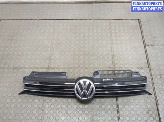 купить Решетка радиатора на Volkswagen Golf 6 2009-2012