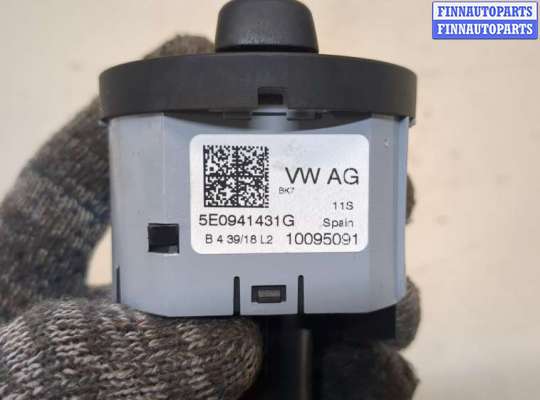 купить Переключатель света на Skoda Octavia (A7) 2013-2023