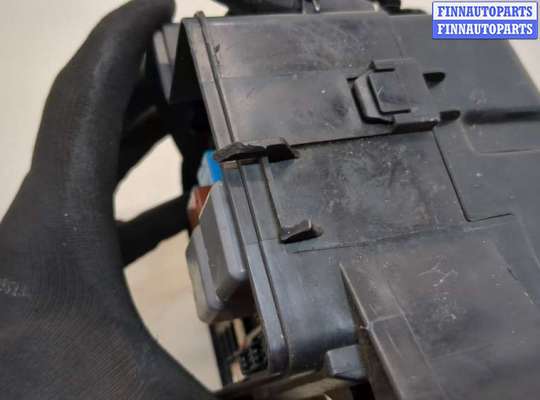 купить Блок предохранителей на Toyota RAV 4 2006-2013
