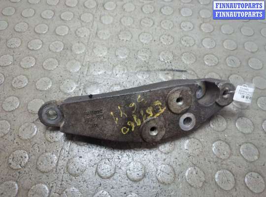 Кронштейн КПП OP2346700 на Opel Zafira B 2005-2014