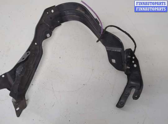 Кронштейн фары MB1576521 на Mercedes C W203 2000-2008