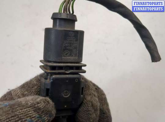 Датчик кислородный (Лямбда-зонд) на Volkswagen Passat B6 (3C)