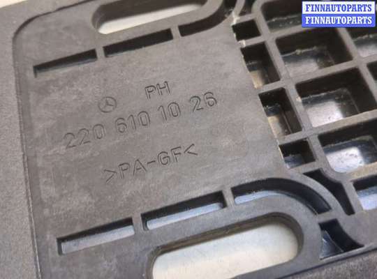 купить Кронштейн бампера на Mercedes S W220 1998-2006