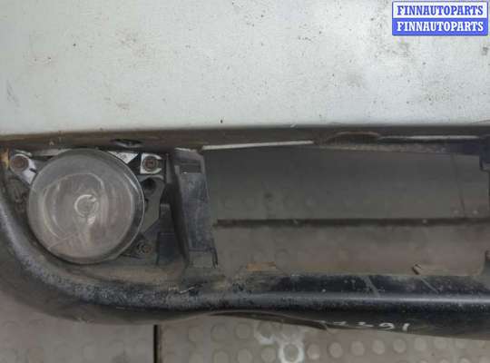 Бампер передний на Audi A6 (C5)