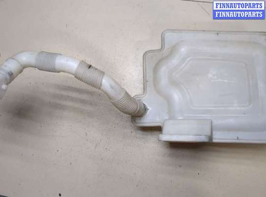 Бачок омывателя VG2302829 на Volkswagen Golf 5 2003-2009