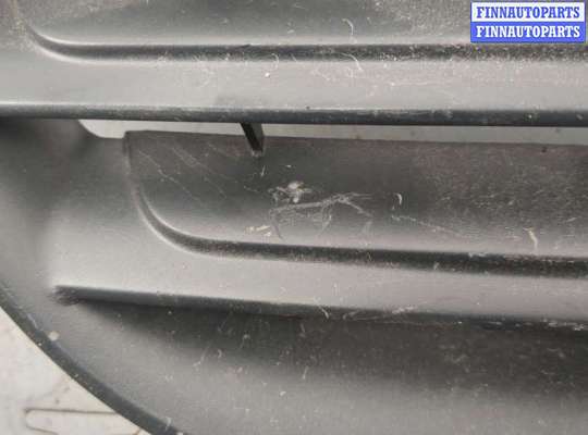 купить Решетка радиатора на Volkswagen Polo 2005-2009