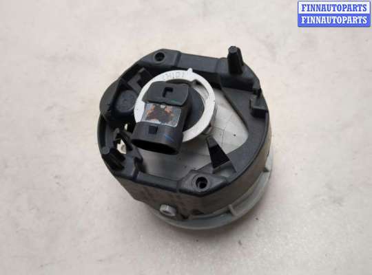 купить Фара противотуманная (галогенка) на Chrysler Town-Country 2007-2010