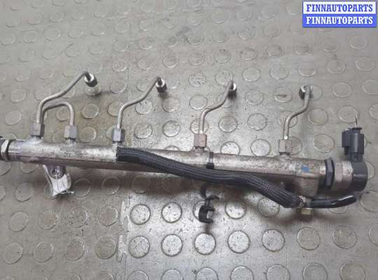 купить Рампа (рейка) топливная на Mercedes C W203 2000-2008