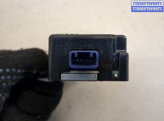 купить Блок управления дверьми на Toyota Land Cruiser Prado (150) - 2009-2020