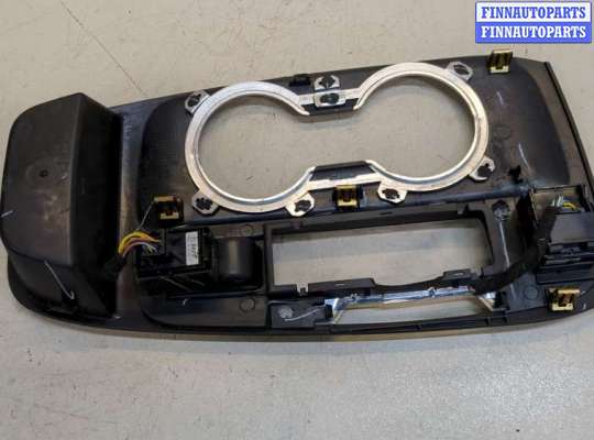 купить Рамка под кулису на Chevrolet Equinox 2017-2024