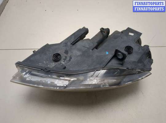 Фара передняя на Volkswagen Passat B6 (3C)