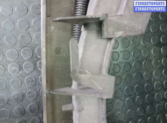 купить Рамка передняя (телевизор) на Ford C-Max 2002-2010
