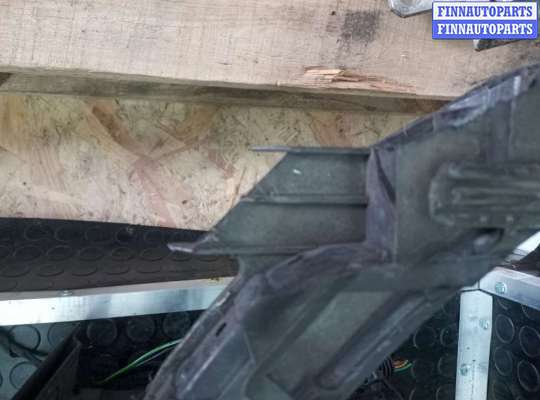 купить Рамка передняя (телевизор) на Ford C-Max 2002-2010