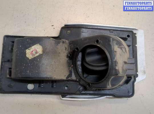 Лючок бензобака на Opel Vivaro B