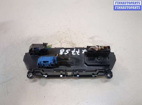 купить Переключатель отопителя (печки) на Ford Focus 3 2014-2019