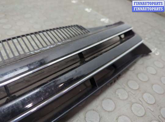 купить Решетка радиатора на Volkswagen Golf 6 2008-2012